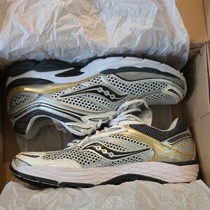 Saucony White Black Gold Men's Running Shoes